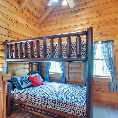 Lovely Gatlinburg Cabin With Private Hot Tub! Exteriör bild